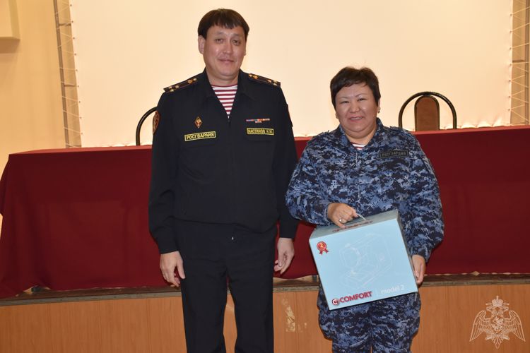 Росгвардейцы отмечают профессиональный праздник