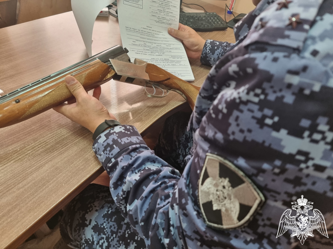 Около ста владельцев гражданского оружия проверили росгвардейцы в Калмыкии