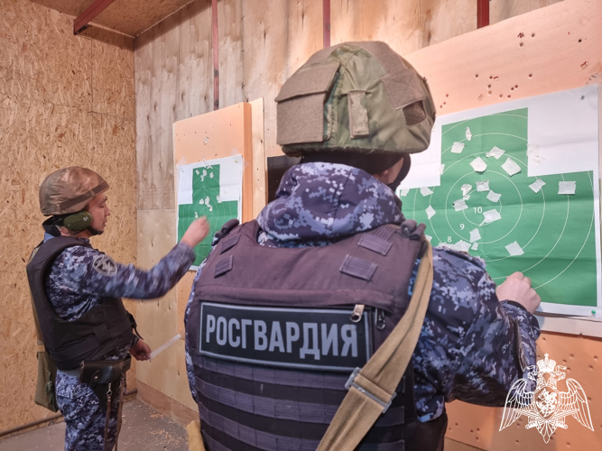 Турнир по стрельбе в честь Дня снятия блокады Ленинграда провели росгвардейцы в Калмыкии 