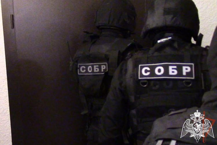При силовой поддержке спецназа Росгвардии в Калмыкии задержан подозреваемый в убийстве