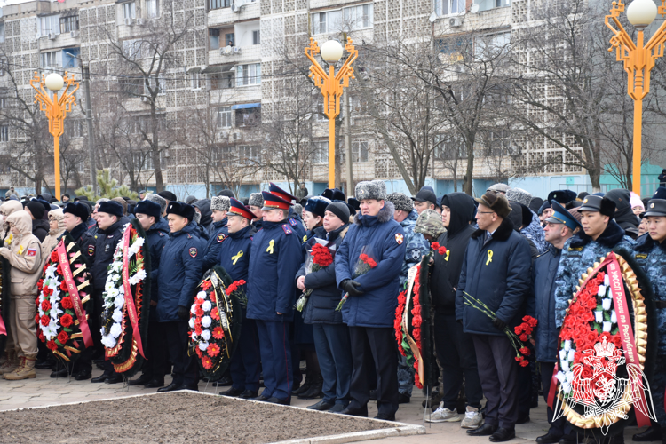 Росгвардейцы почтили память жертв депортации калмыцкого народа
