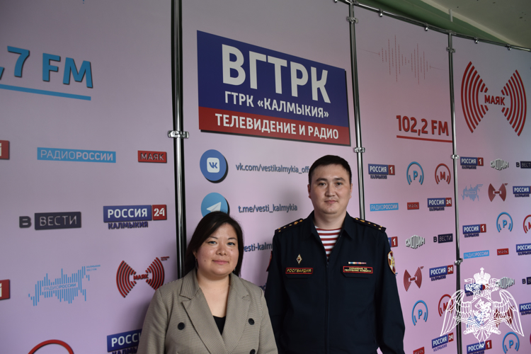 Офицер Росгвардии выступил в эфире «Радио России – Калмыкия»