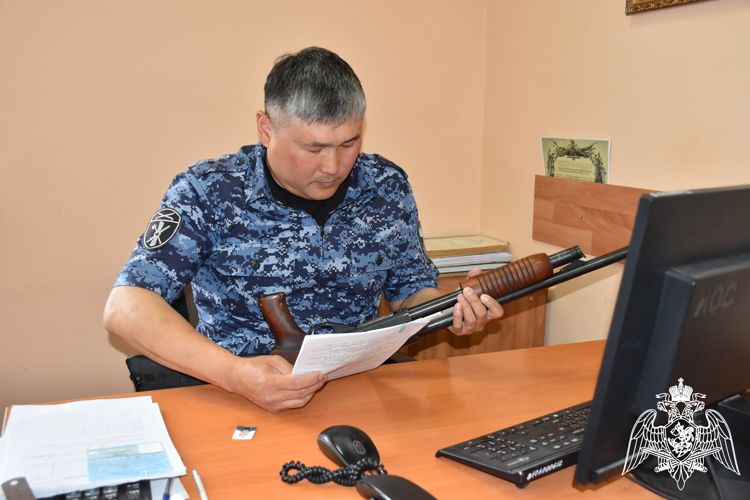 Росгвардия напоминает жителям Калмыкии о необходимости соблюдения правил хранения, перевозки и использования оружия