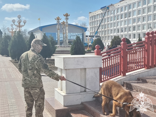 Росгвардейцы обеспечили общественную безопасность во время празднования дня города Элисты