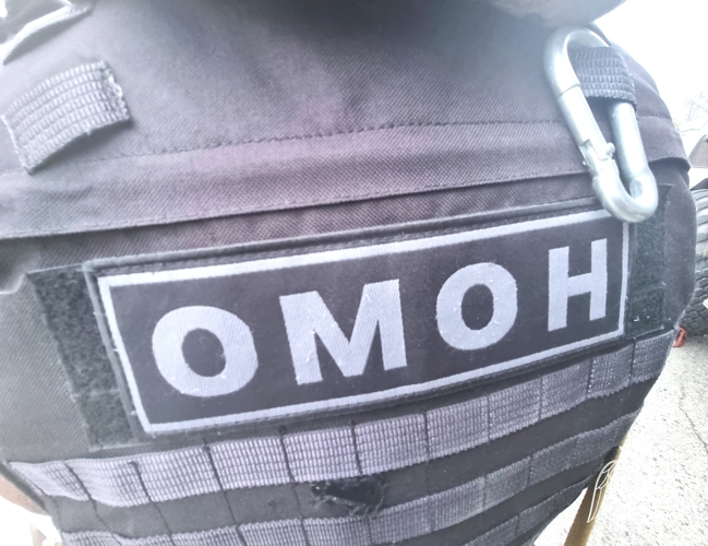 Спецназ Росгвардии задержал в Краснодаре телефонного мошенника, обманувшего жителя Калмыкии