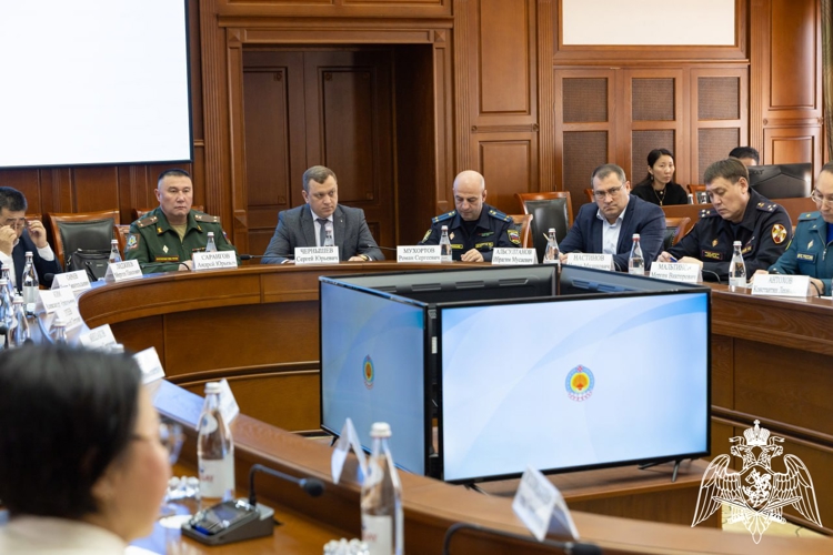 Начальник территориального органа Росгвардии принял участие в заседании региональной Антитеррористической комиссии в Элисте