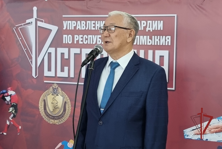 Мероприятие ко Дню отца провели росгвардейцы в Элисте